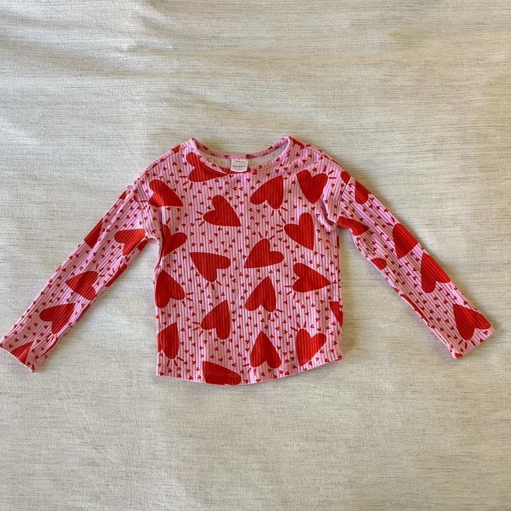 Hanna Andersson Heart Patterned Long Sleeve Shirt, Size 6-7